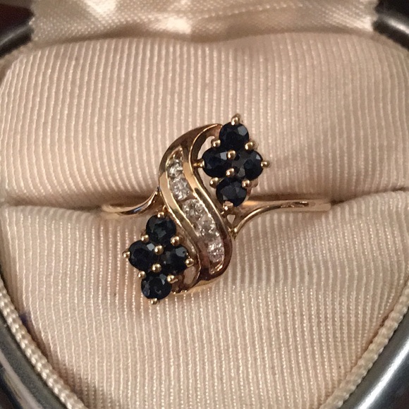 14k Gold Diamond & Sapphire ring - Picture 5 of 7